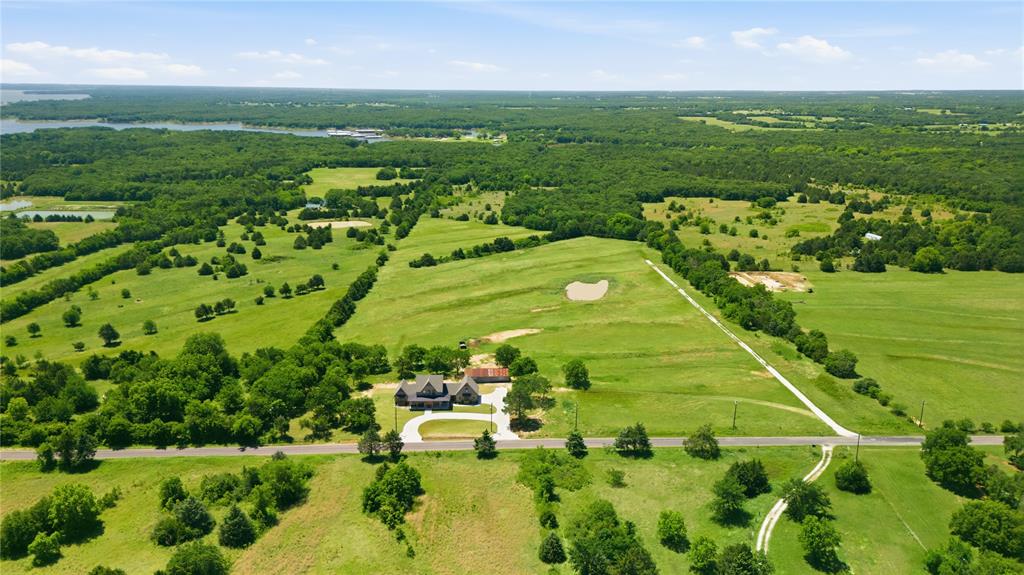 958 Cedar Mills Road Gordonville, TX 76245 - Photo 2 of 40 a view of a city