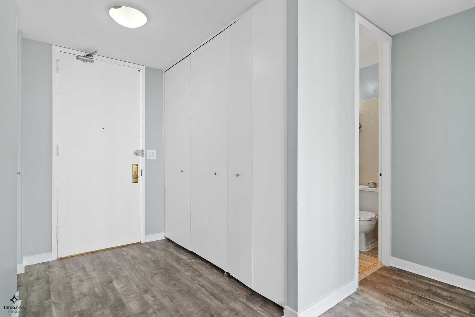 655 West Irving Park Road, Unit 3214 Chicago, IL 60613 - Photo 23 of 37 a view of an empty room