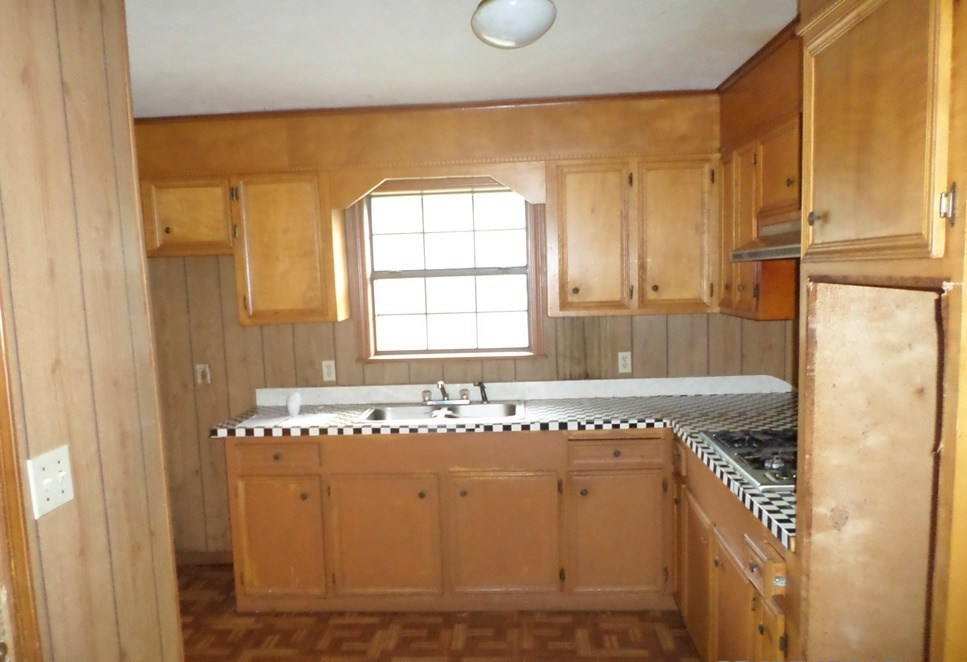 2215 North Old Canton Road Canton, MS 39046 - Photo 5 of 12 Photo 5