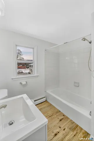 $1,900 | 56 North Main Street, Unit 4, Beacon Falls, CT 06403