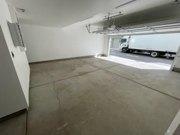 a view of a garage