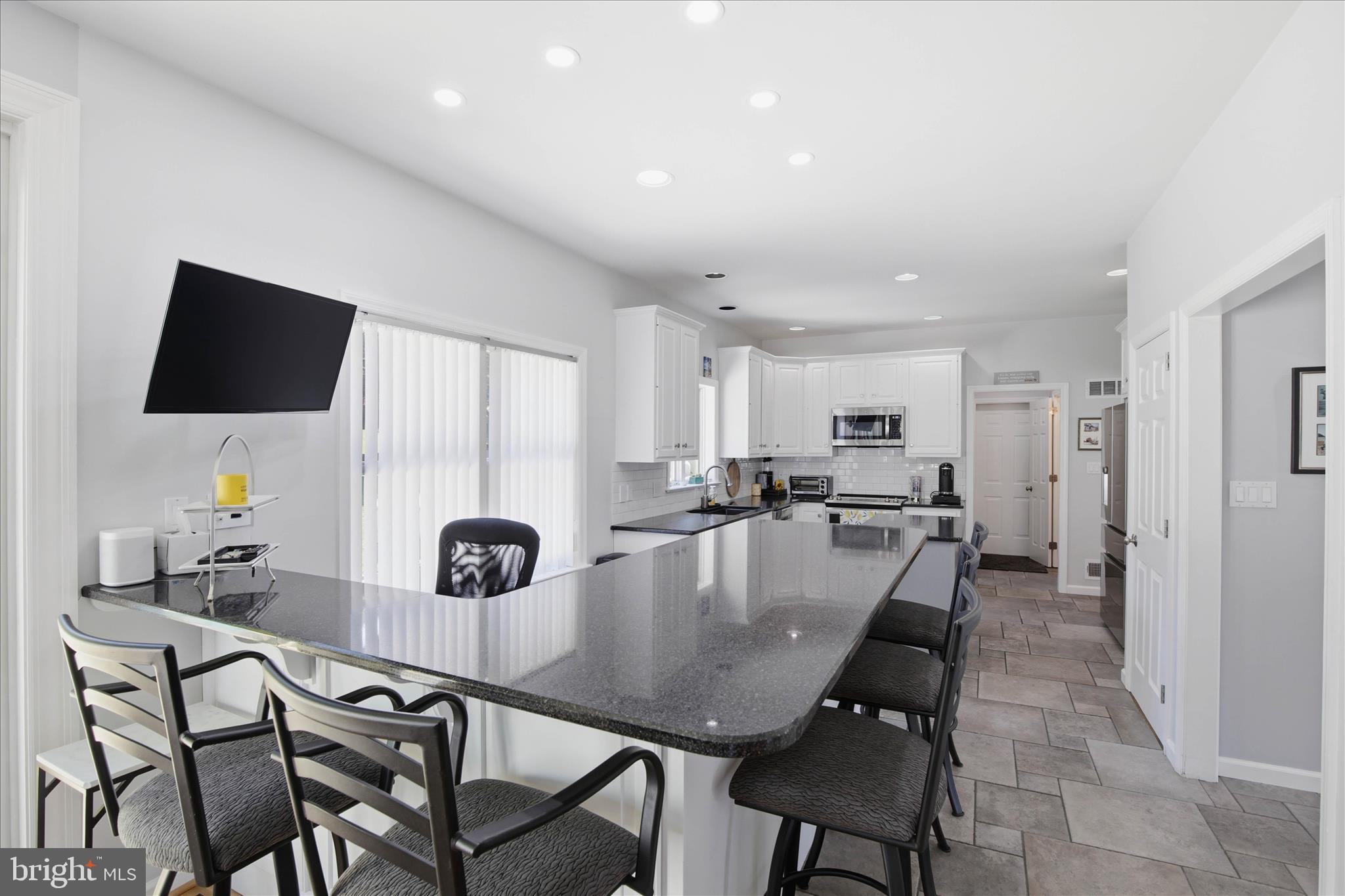 725 Oxford Road Lancaster, PA 17601 - Photo 10 of 46 Gallery Image 10