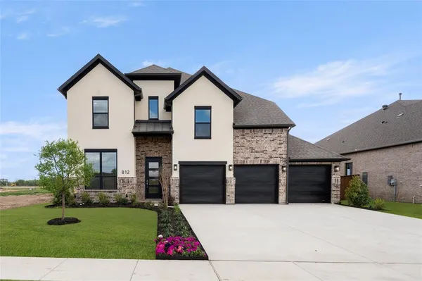$739,900 | 812 Zenica Drive, Aledo, TX 76008