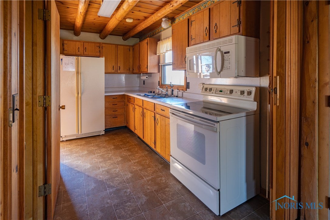11355 Neapolis Waterville Road Whitehouse, OH 43571 - Photo 15 of 35 Gallery Image 15