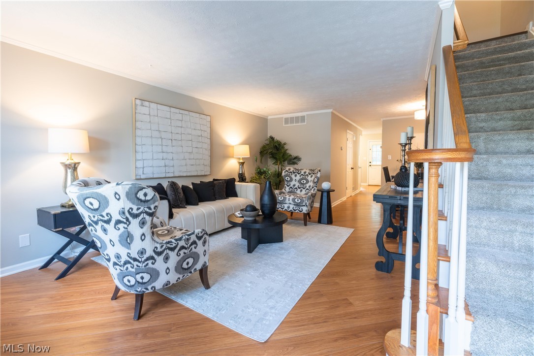 20199 Grannis Road Cleveland, OH 44126 - Photo 2 of 36 Gallery Image 2