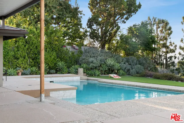 $14,900 | 3235 Steven Drive, Encino, CA 91436