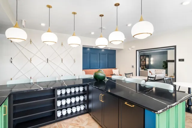 $438,344 | 2350 Harbor Place, Unit 214, Mound, MN 55364