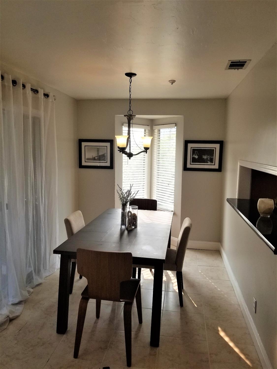 2675 Oak Road, Unit C Walnut Creek, CA 94597 - Photo 3 of 24 Gallery Image 3