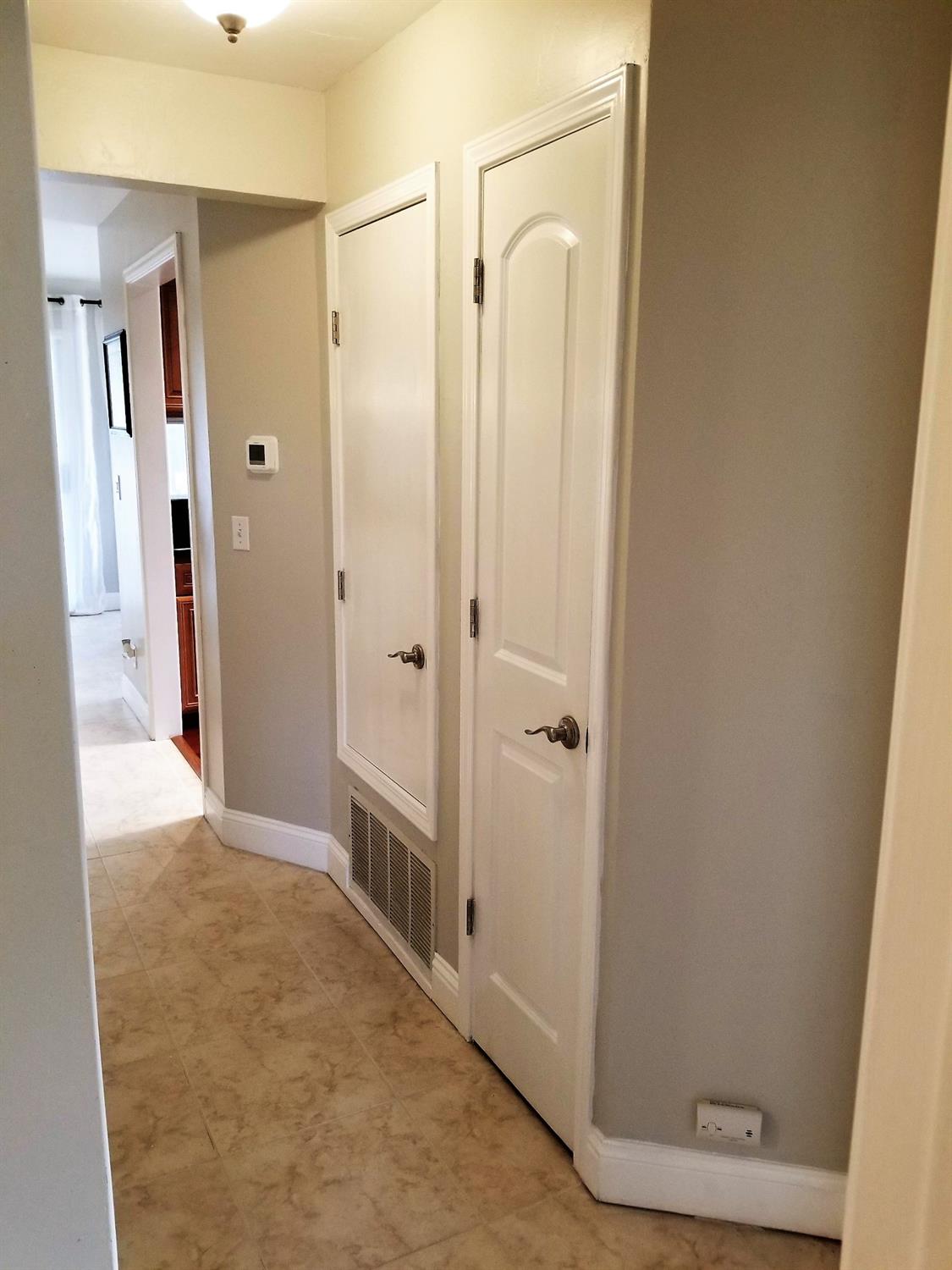 2675 Oak Road, Unit C Walnut Creek, CA 94597 - Photo 6 of 24 Gallery Image 6