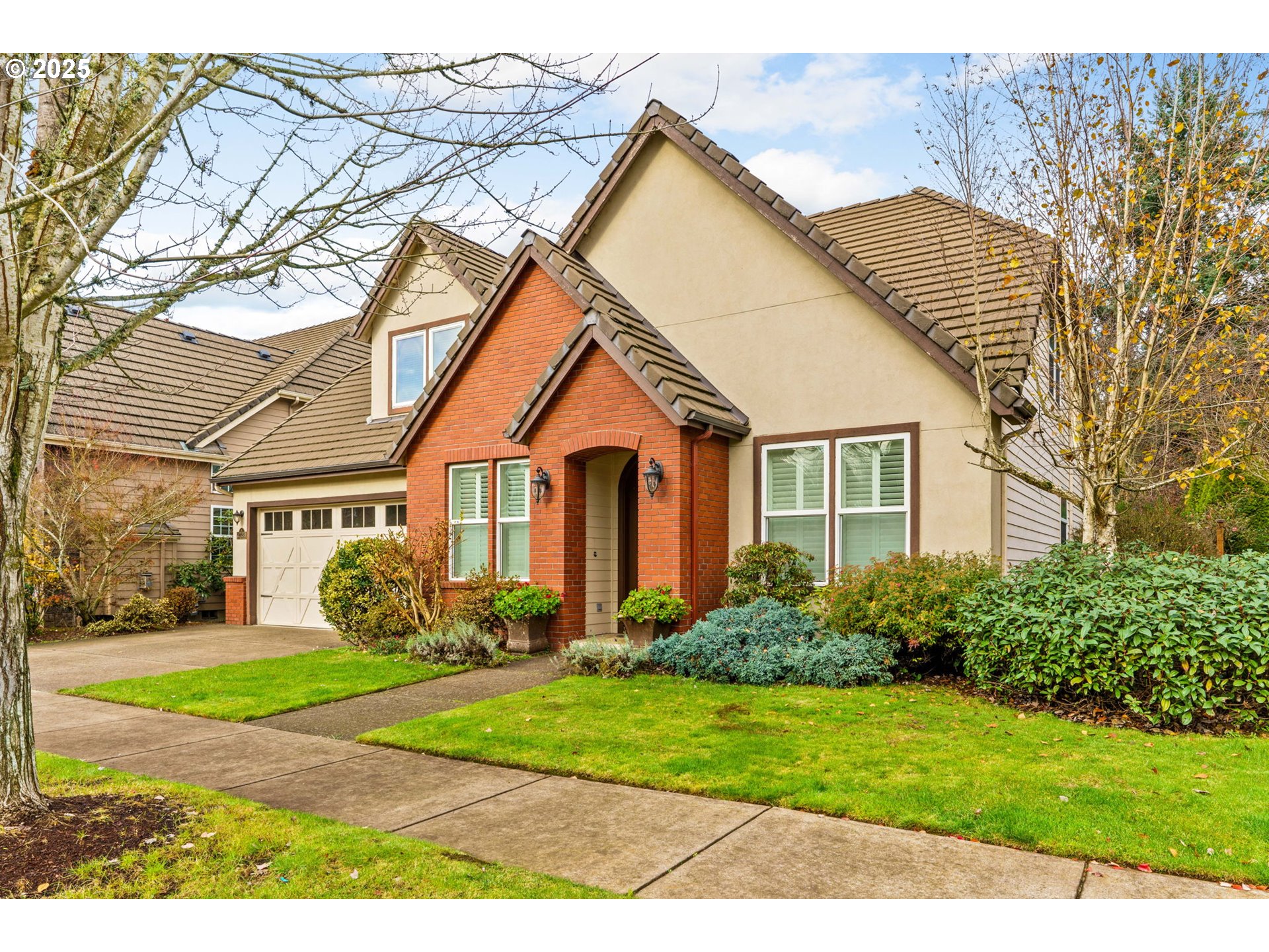 1163 Cedar Ridge Drive Eugene, OR 97401 - Photo 2 of 48