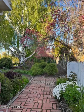 $769,900 | 1350 Upland Way, Tieton, WA 98947