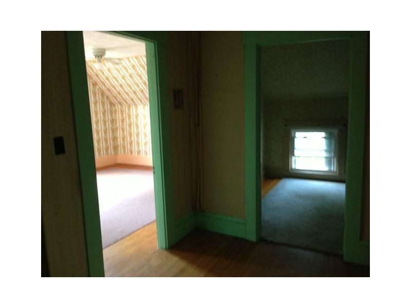 10 High Street Houlton, ME 04730 - Photo 9 of 15 Interior Space/Layout.