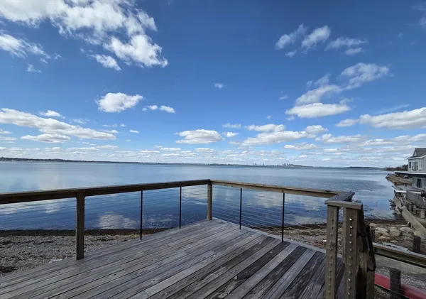 $1,800,000 | 6 Nut Island Avenue, Quincy, MA 02169