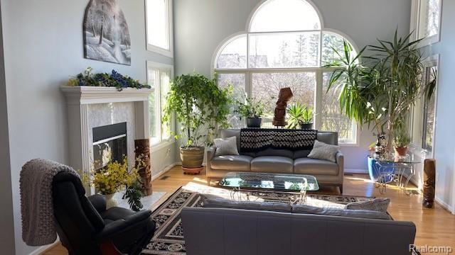 35393 Curtis Road Livonia, MI 48152 - Photo 5 of 22 Great Room