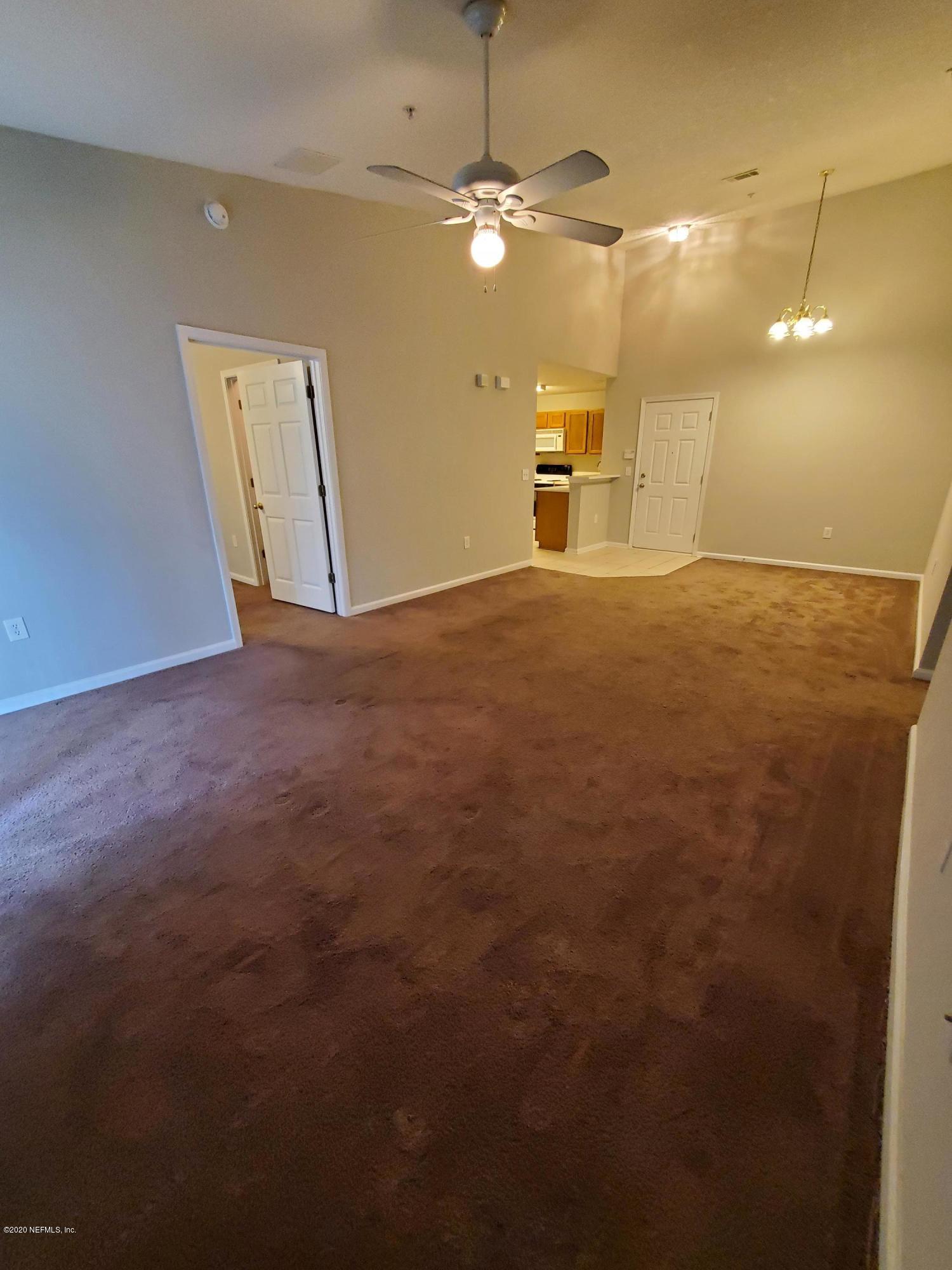 7920 Merrill Road, Unit 1216 Jacksonville, FL 32277 - Photo 6 of 15 main room