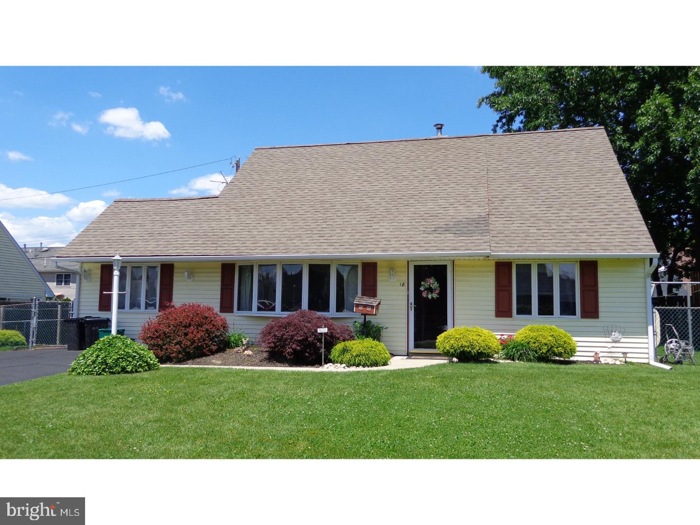 18 Quail Road Levittown, PA 19057 - Photo 1 of 19 Exterior Front