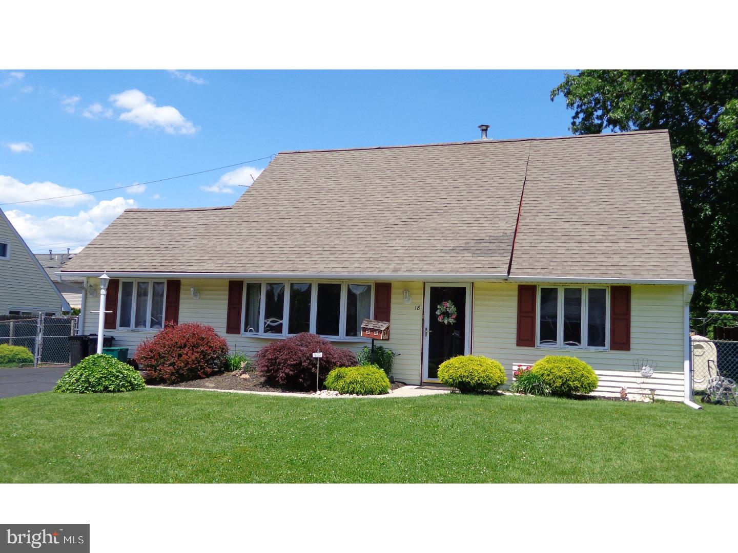 18 Quail Road Levittown, PA 19057 - Photo 15 of 19 Exterior Front