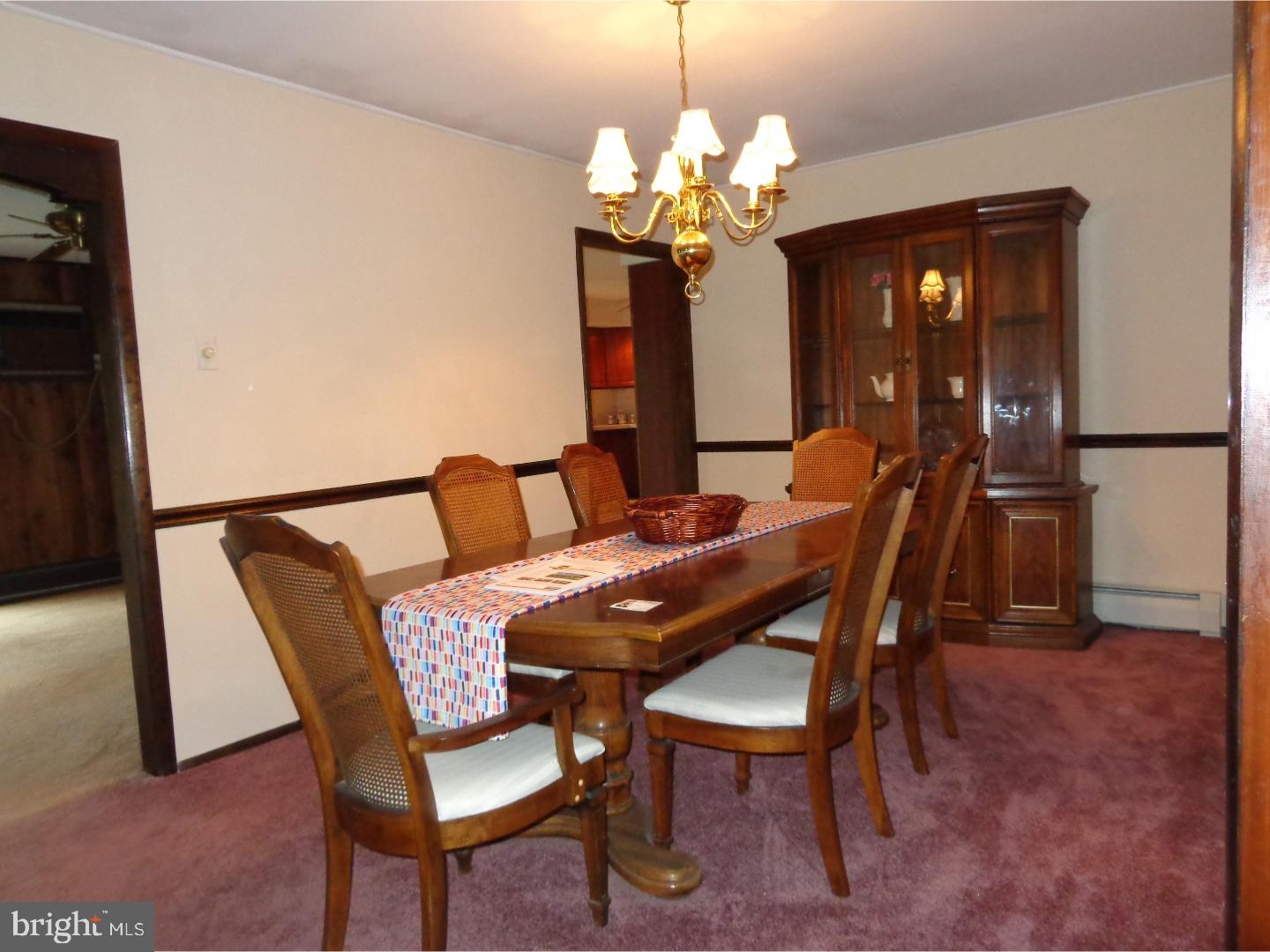 18 Quail Road Levittown, PA 19057 - Photo 9 of 19 Dining Room