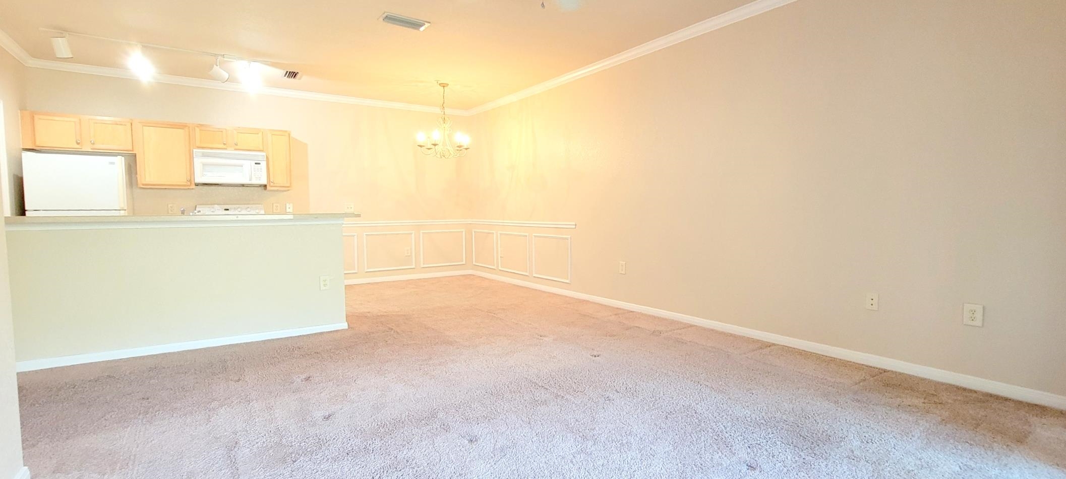 285 Old Village Center Circle, Unit 5206 St. Augustine, FL 32084 - Photo 13 of 17 a view of a small space