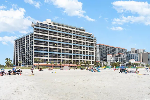 $149,900 | 7100 North Ocean Boulevard, Unit 1011, Myrtle Beach, SC 29572