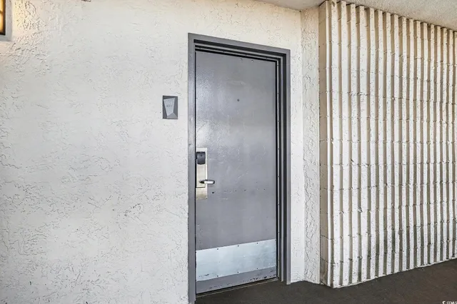 $149,900 | 7100 North Ocean Boulevard, Unit 1011, Myrtle Beach, SC 29572