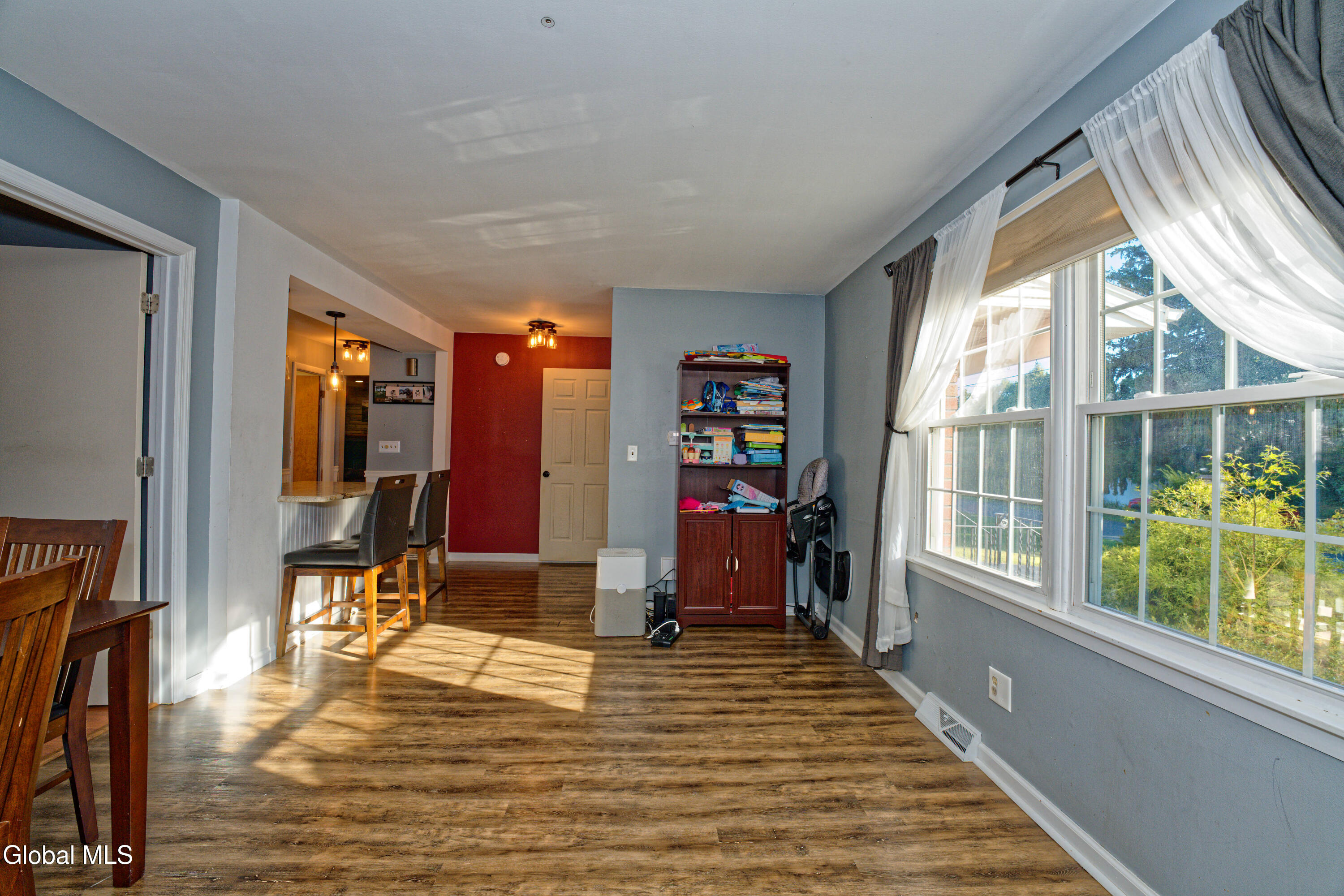 1841 Tower Street Schenectady, NY 12303 - Photo 12 of 31 2 Livingroom 4