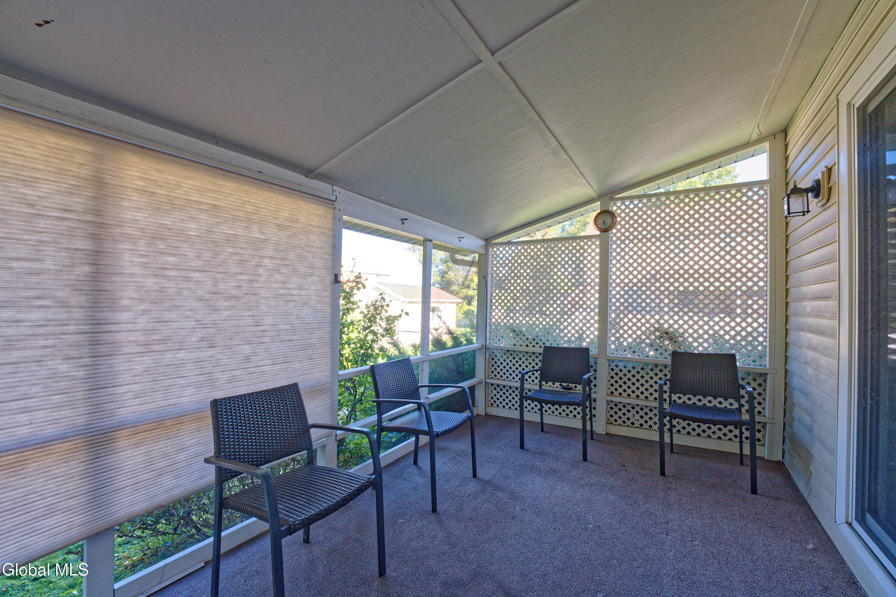 1841 Tower Street Schenectady, NY 12303 - Photo 28 of 31 Screen Porch 1