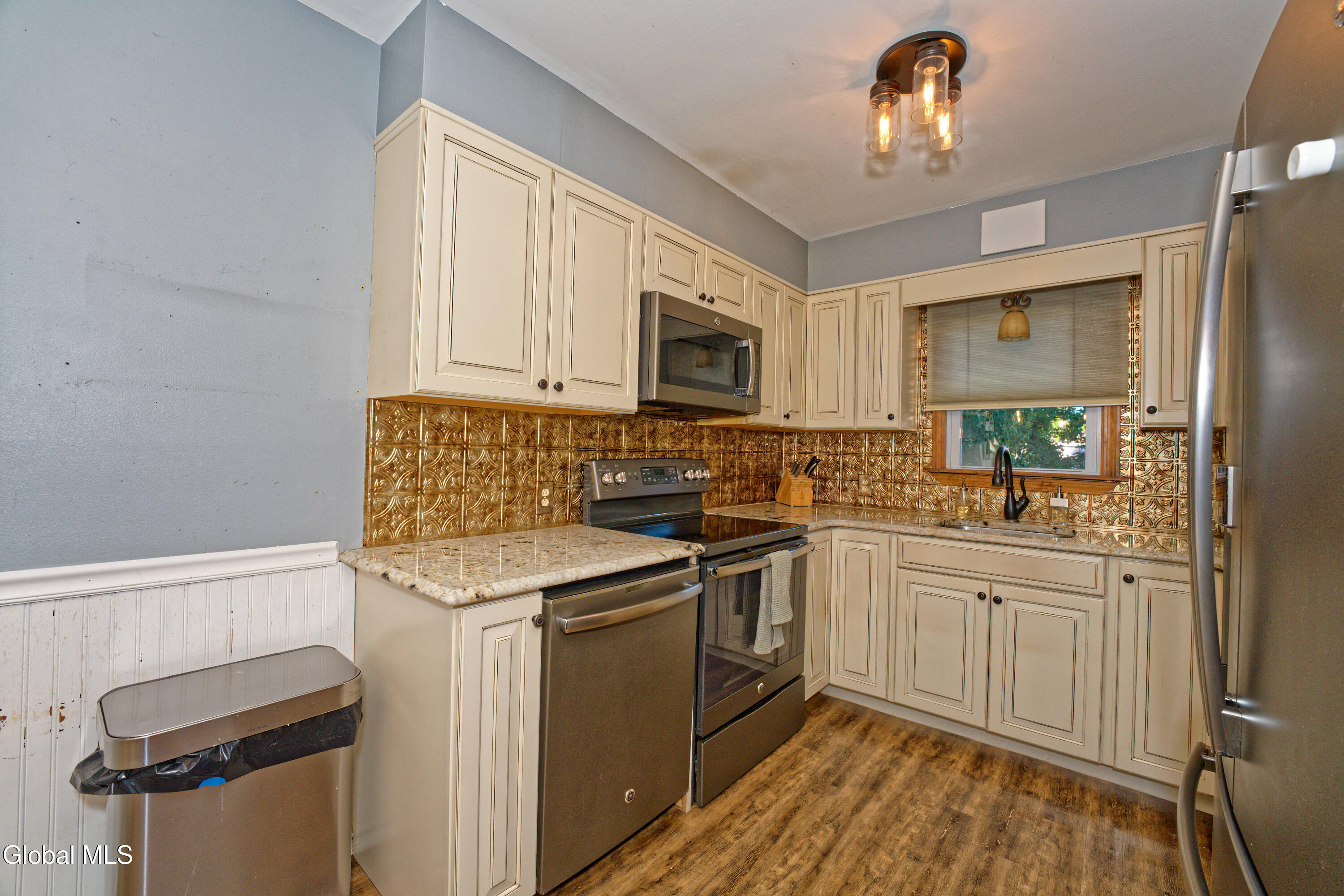 1841 Tower Street Schenectady, NY 12303 - Photo 6 of 31 3 Kitchen 3