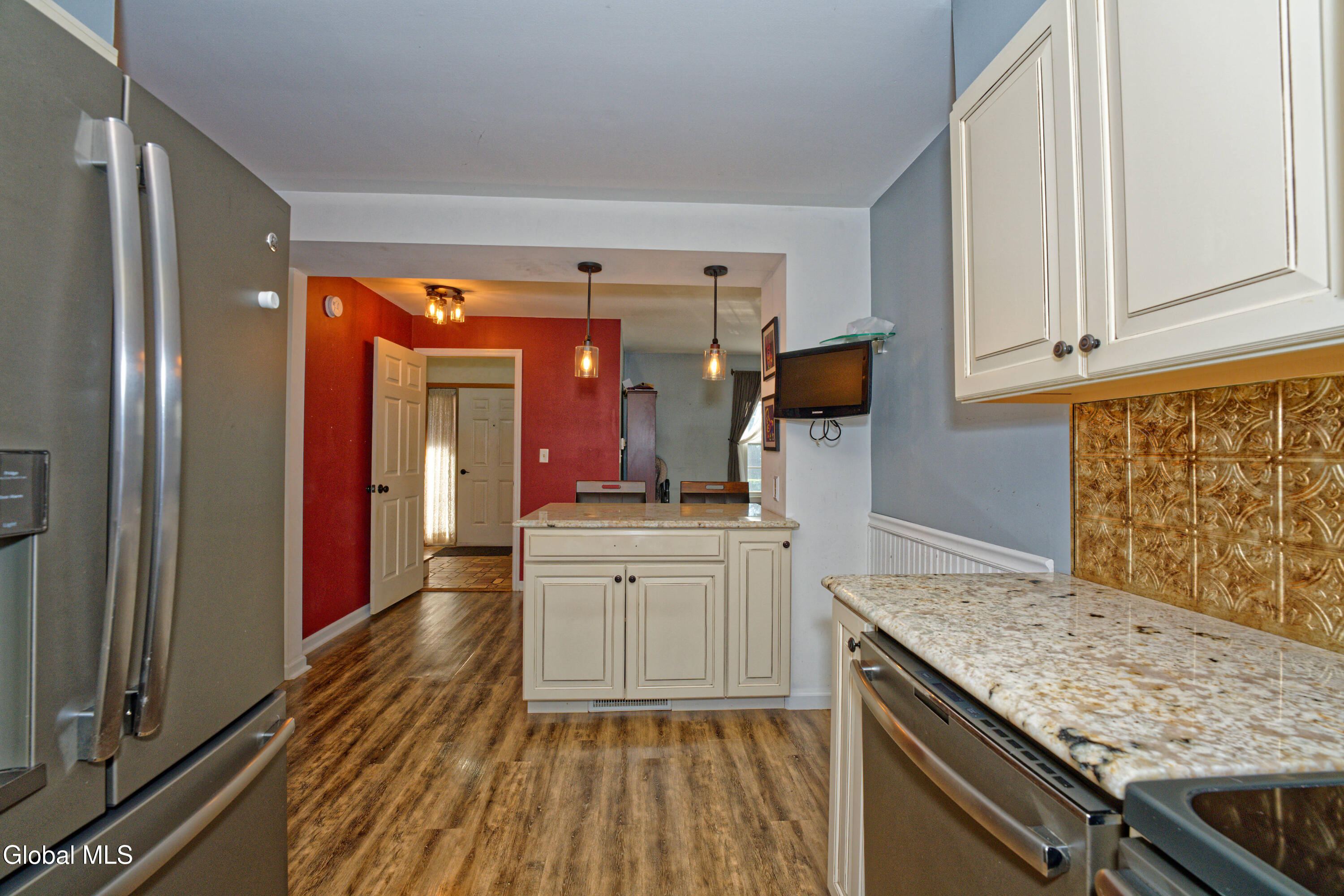 1841 Tower Street Schenectady, NY 12303 - Photo 8 of 31 3 Kitchen 1