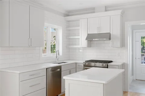 $739,000 | 873 Hope Street, Providence, RI 02906