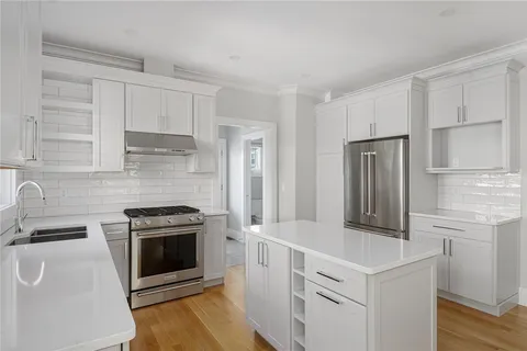 $739,000 | 873 Hope Street, Providence, RI 02906