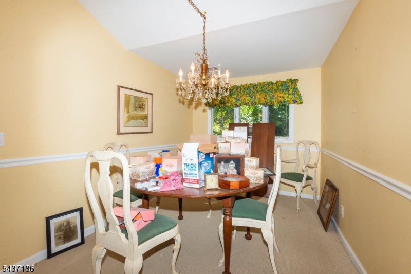 139 Mohawk Trail Wayne, NJ 07470 - Photo 6 of 26