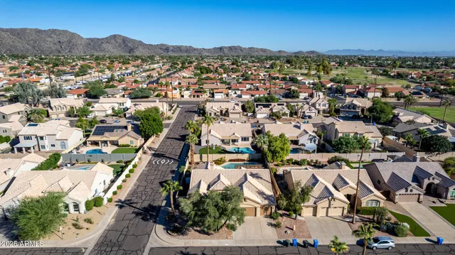 $699,000 | 4026 East Summerhaven Drive, Phoenix, AZ 85044