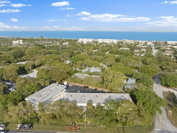 $2,750 | 900 Jasmine Lane, Unit 10A, Vero Beach, FL 32963