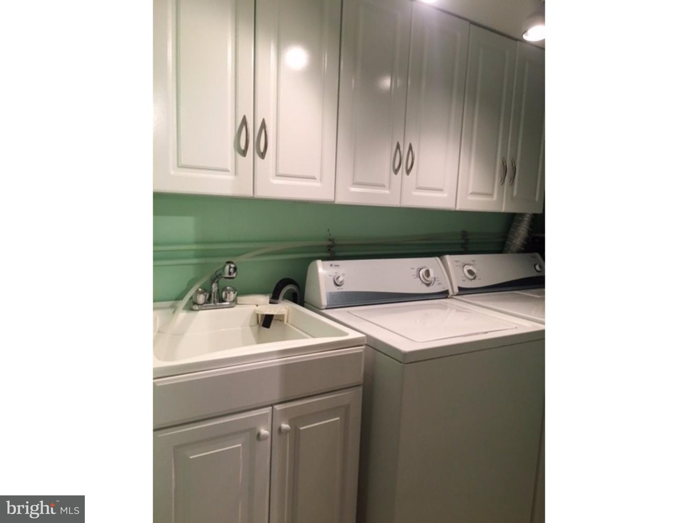 1708 Manor Place Clementon, NJ 08021 - Photo 11 of 24 Laundry Room