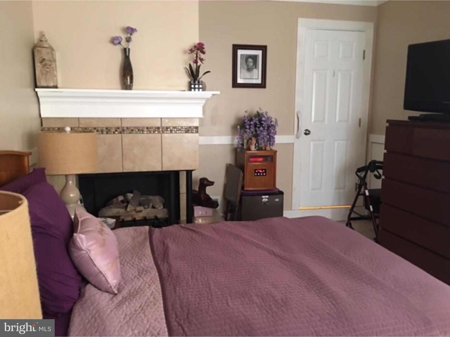 1708 Manor Place Clementon, NJ 08021 - Photo 14 of 24 Den