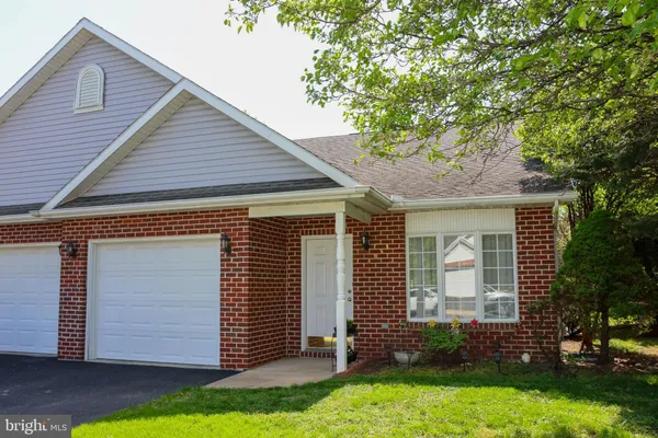 $325,000 | 14053 Sweet Vale Drive, Hagerstown, MD 21742