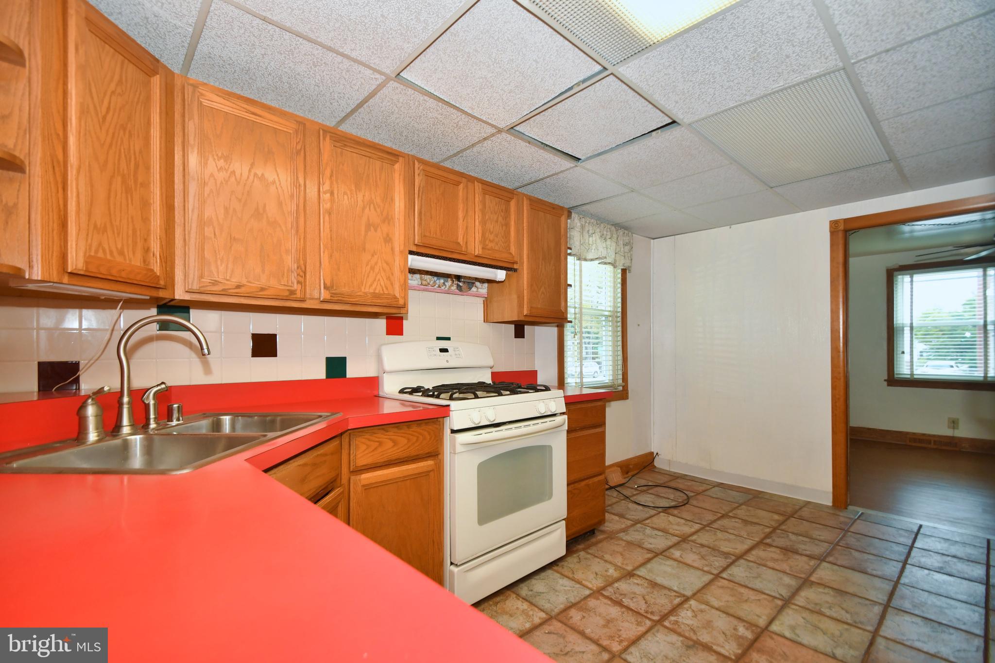 2022 Oakland Road Baltimore, MD 21220 - Photo 12 of 47 Kitchen Has Table Space