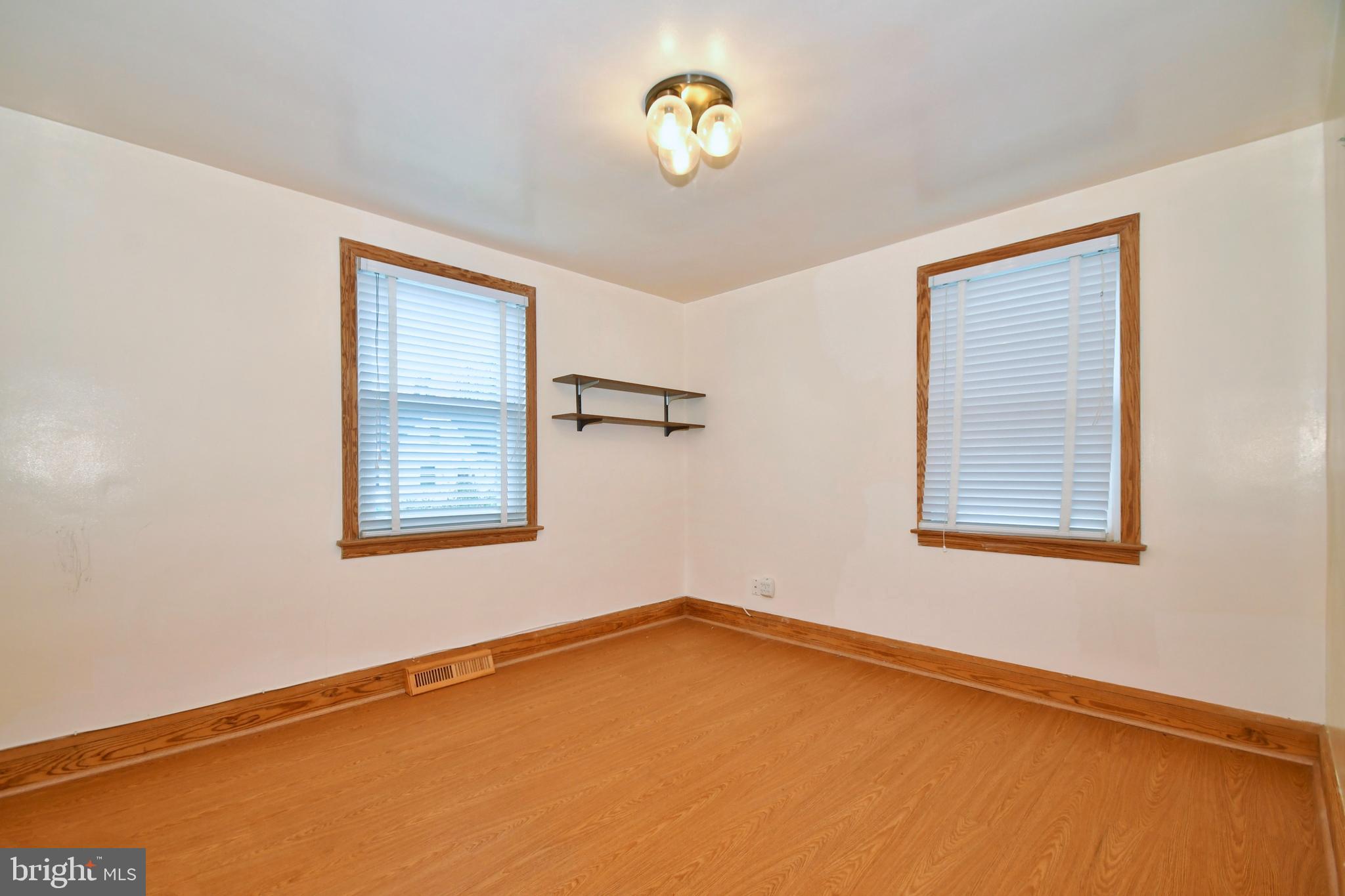 2022 Oakland Road Baltimore, MD 21220 - Photo 20 of 47 Bedroom 2