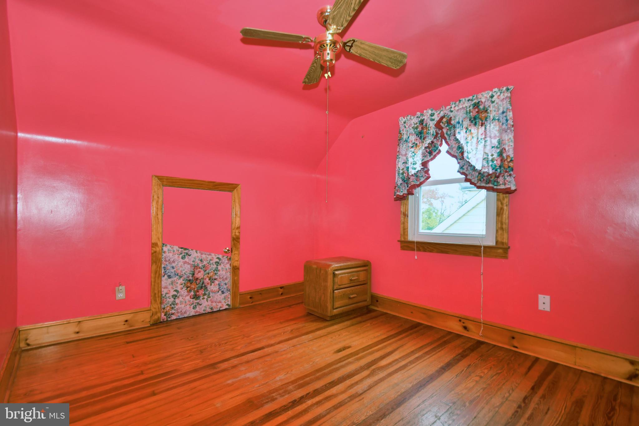 2022 Oakland Road Baltimore, MD 21220 - Photo 26 of 47 Bedroom 4 on Upper Level