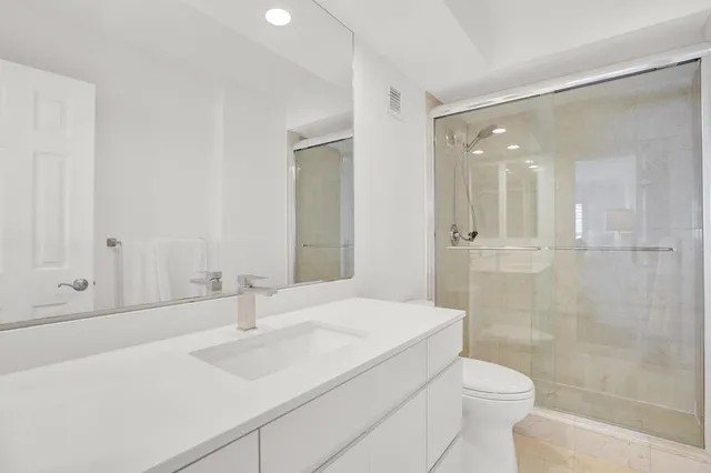 $699,000 | 4540 North Ocean Drive, Unit 401, Lauderdale-by-the-Sea, FL 33308