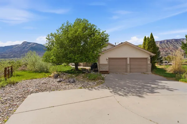 $615,000 | 98 Roan Creek Drive, Parachute, CO 81635