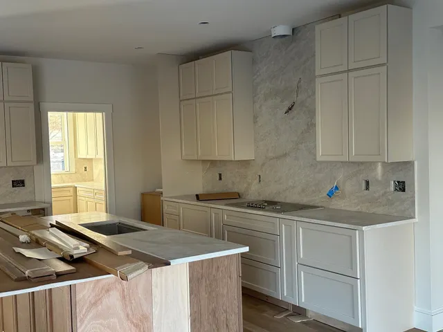 $1,595,000 | 18 Solace Pointe Road, Meredith, NH 03253