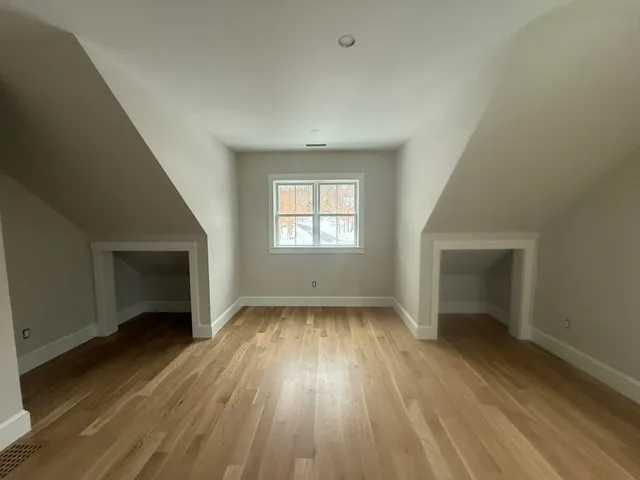 $1,595,000 | 18 Solace Pointe Road, Meredith, NH 03253