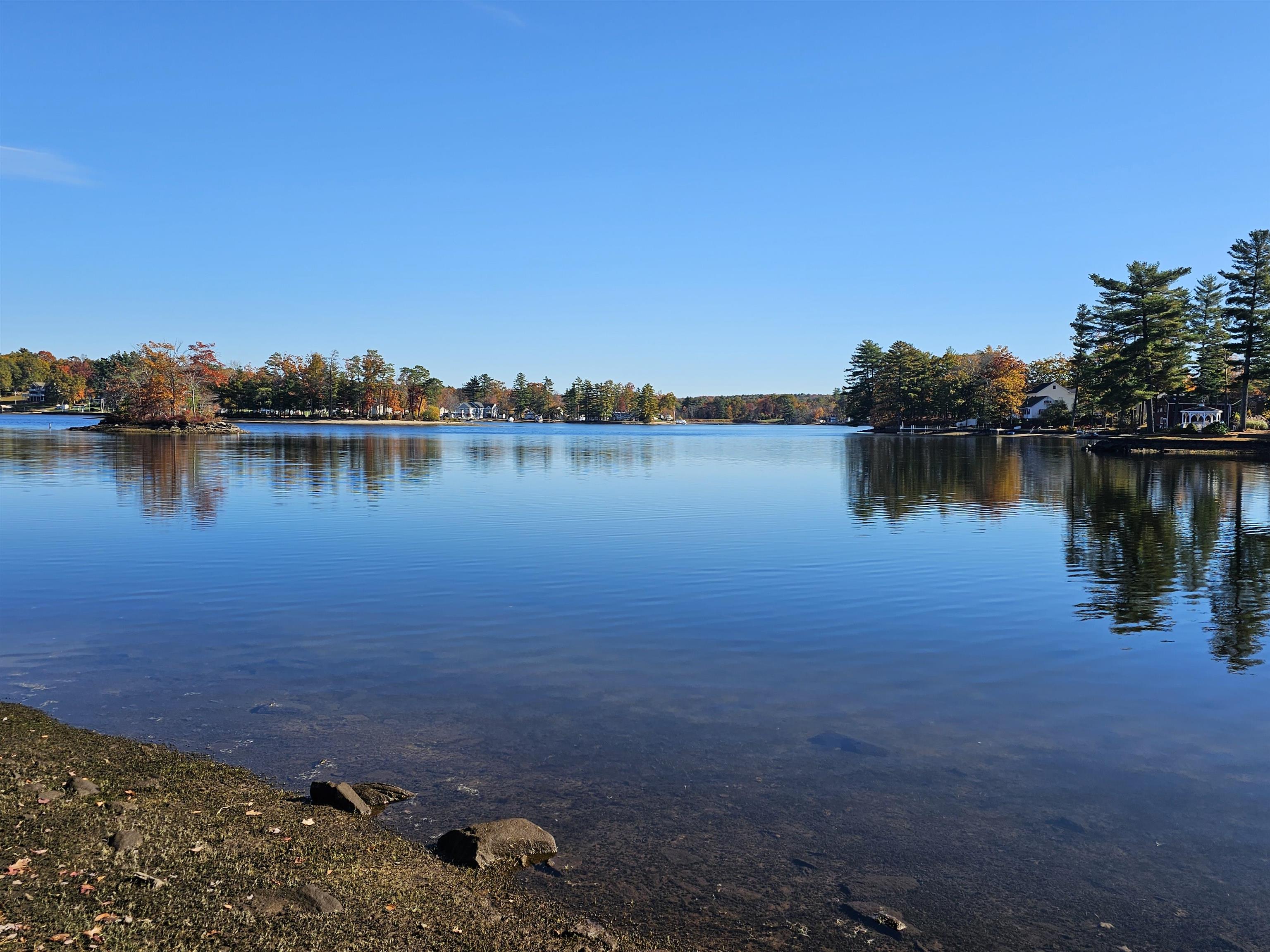 60 Shore Drive Salem, NH 03079 - Photo 32 of 57