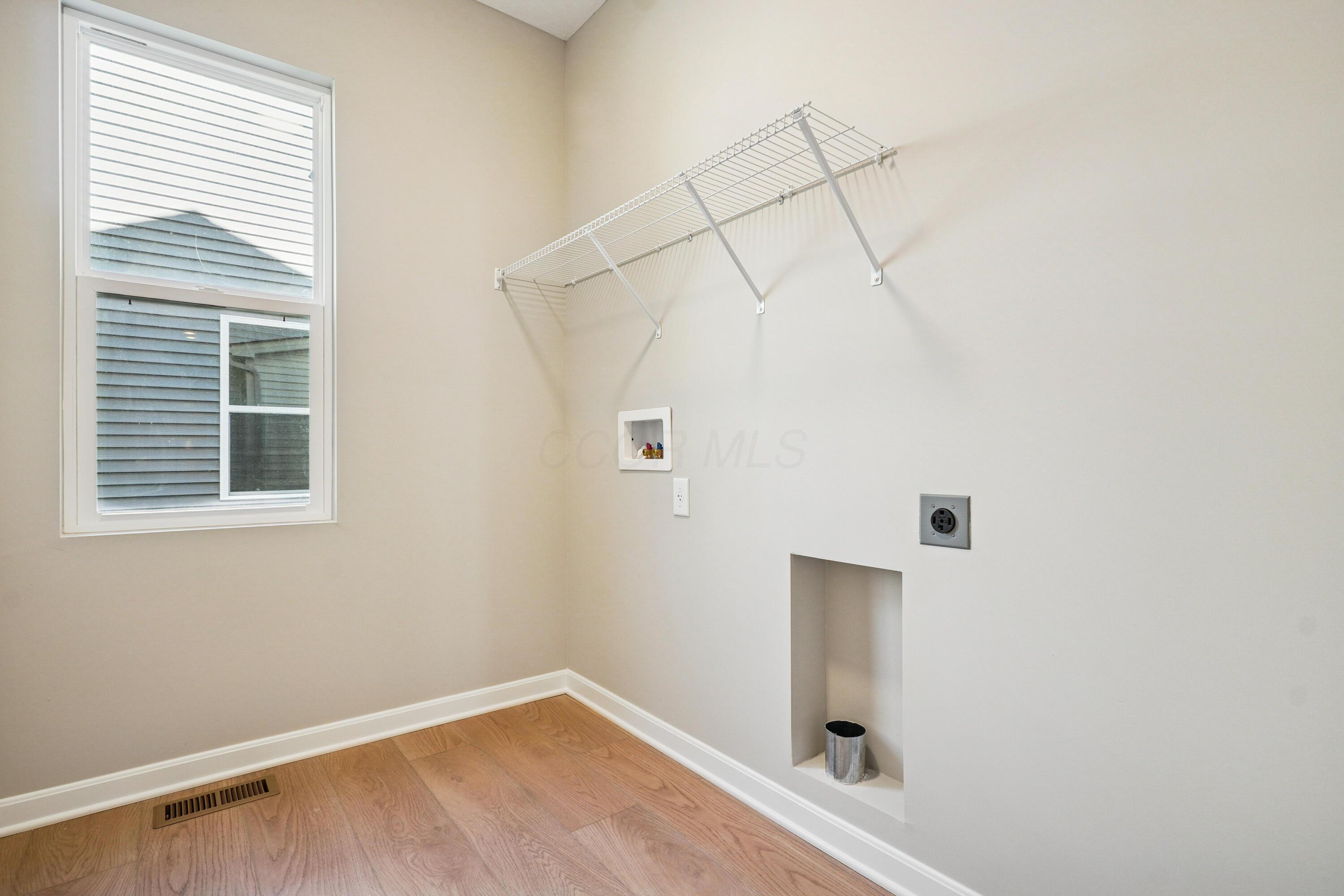 275 Olympic Loop Commercial Point, OH 43116 - Photo 21 of 51 Laundry Room