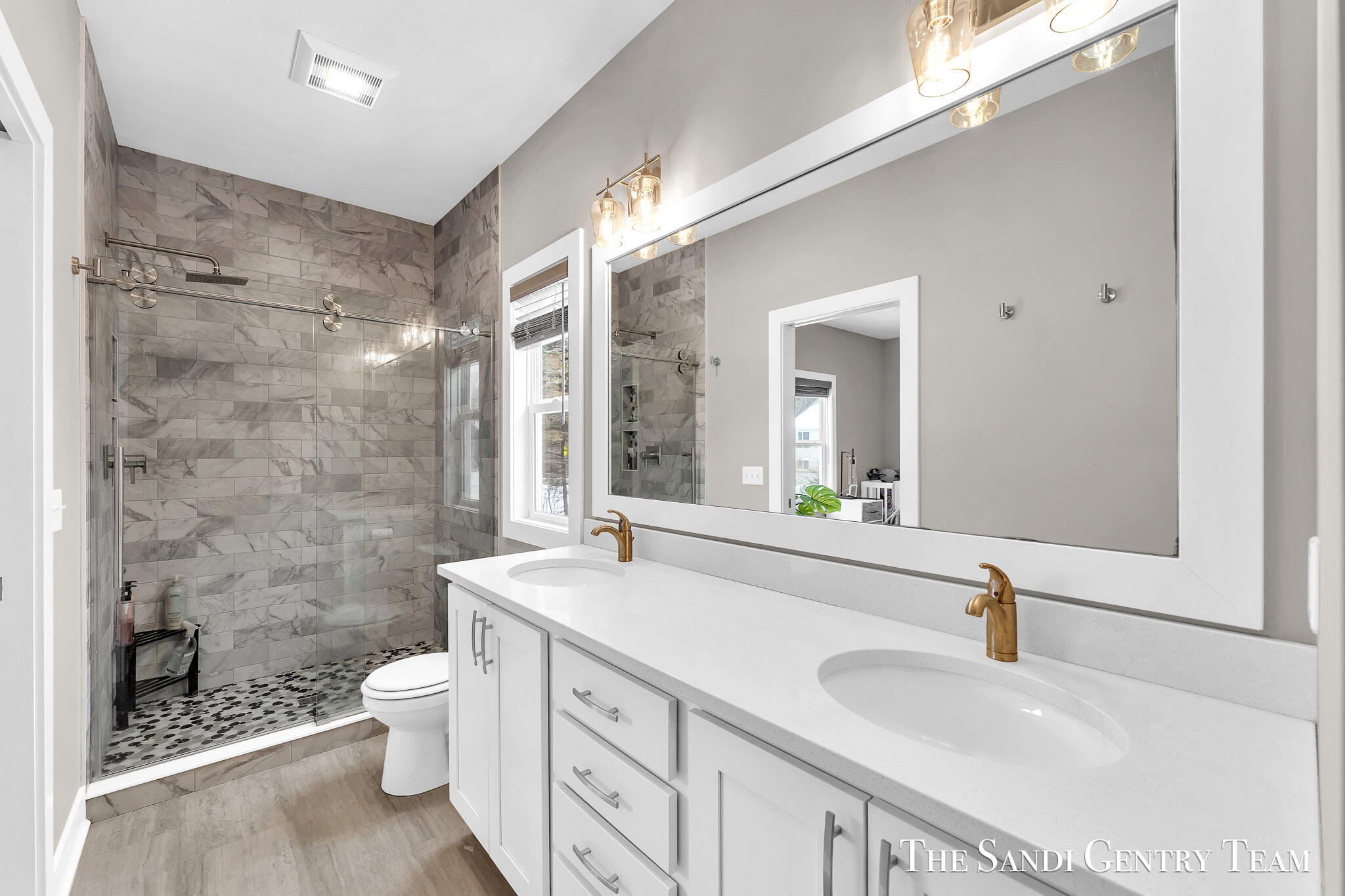 16517 Wickshire Pl Spring Lake Spring Lake, MI 49456 - Photo 17 of 49 19-AIV00256