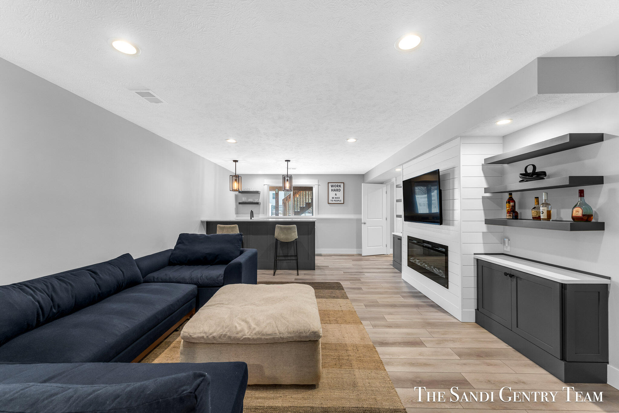 16517 Wickshire Pl Spring Lake Spring Lake, MI 49456 - Photo 29 of 49 27-AIV00046