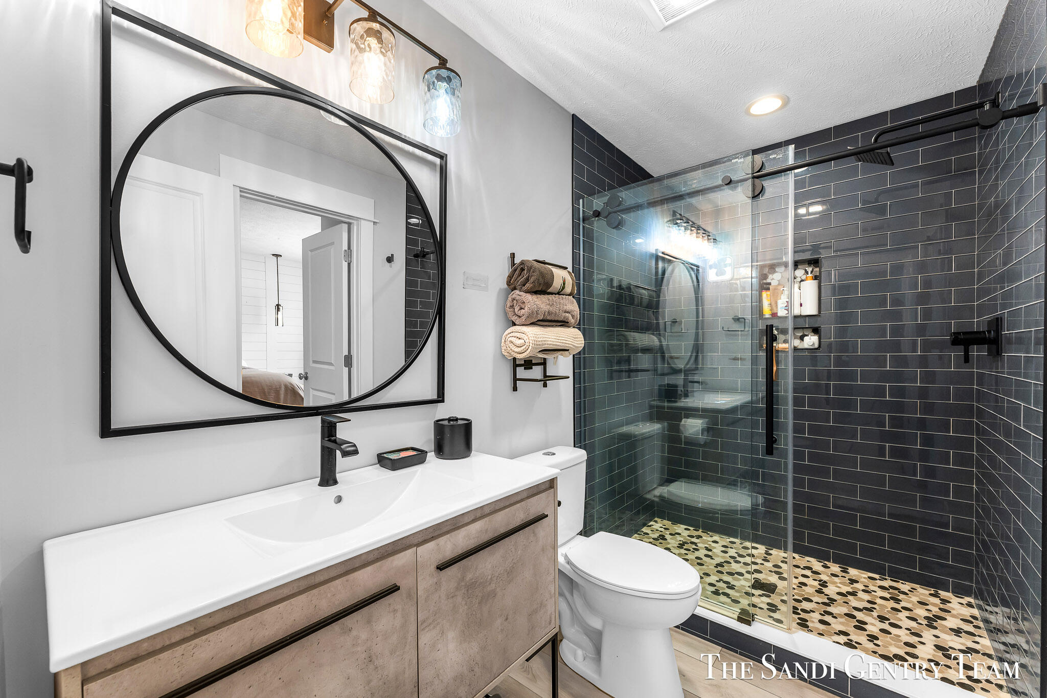 16517 Wickshire Pl Spring Lake Spring Lake, MI 49456 - Photo 40 of 49 33-AIV00081