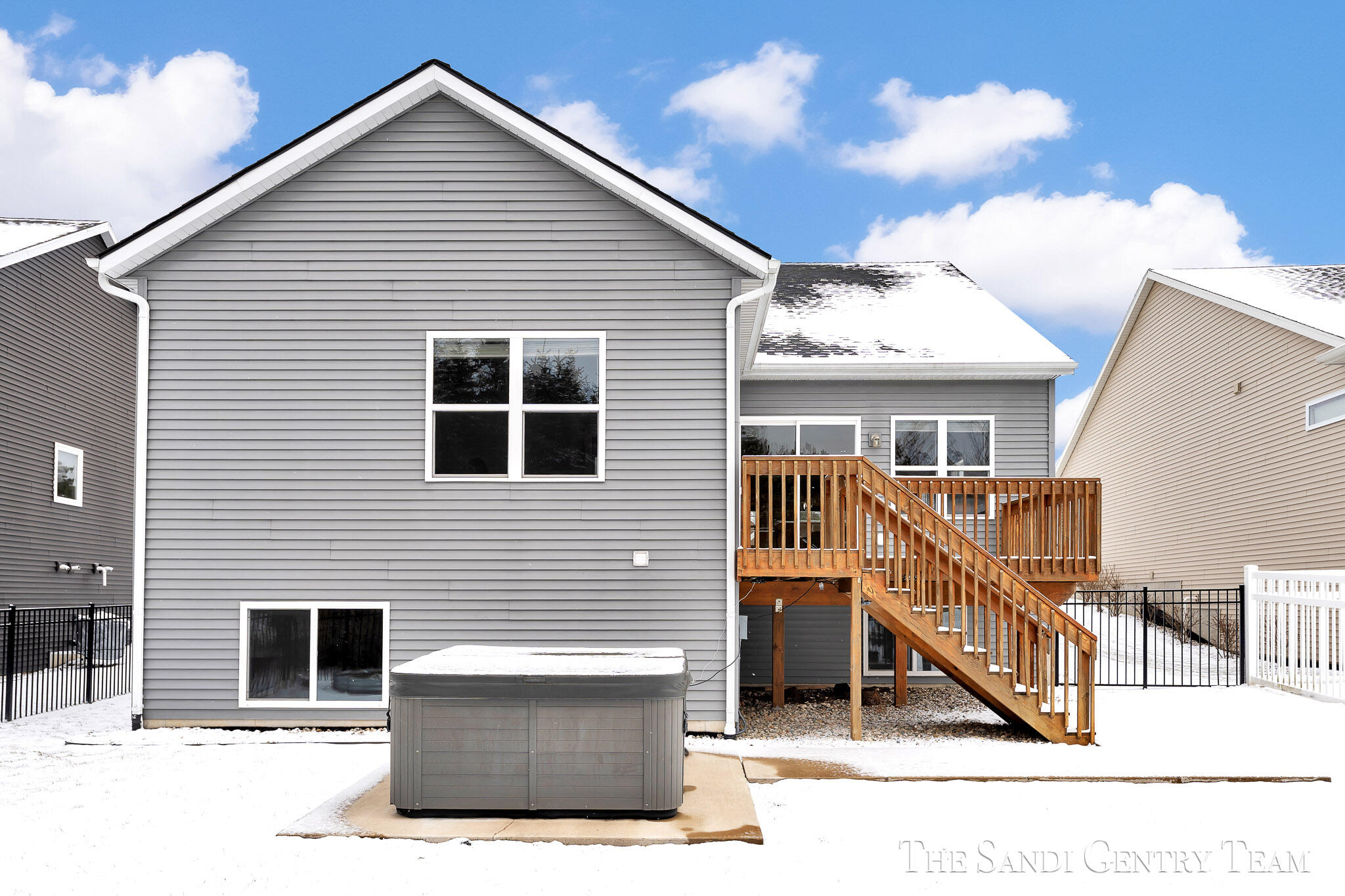 16517 Wickshire Pl Spring Lake Spring Lake, MI 49456 - Photo 44 of 49 44-AIV00298